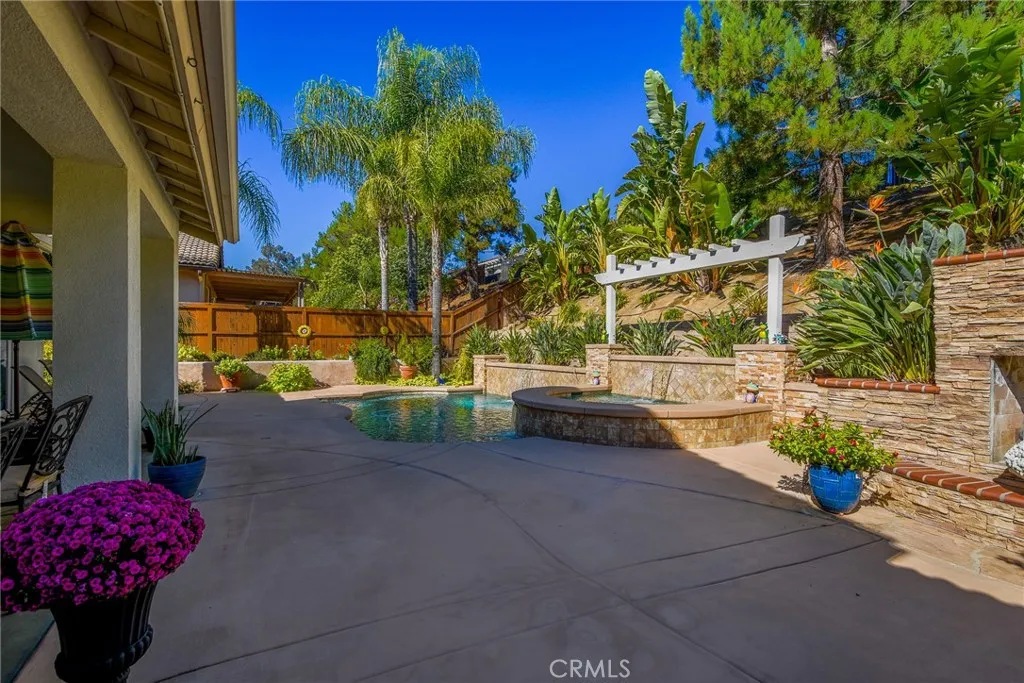 41686 Monterey, Temecula, California 92591 home-pic-35